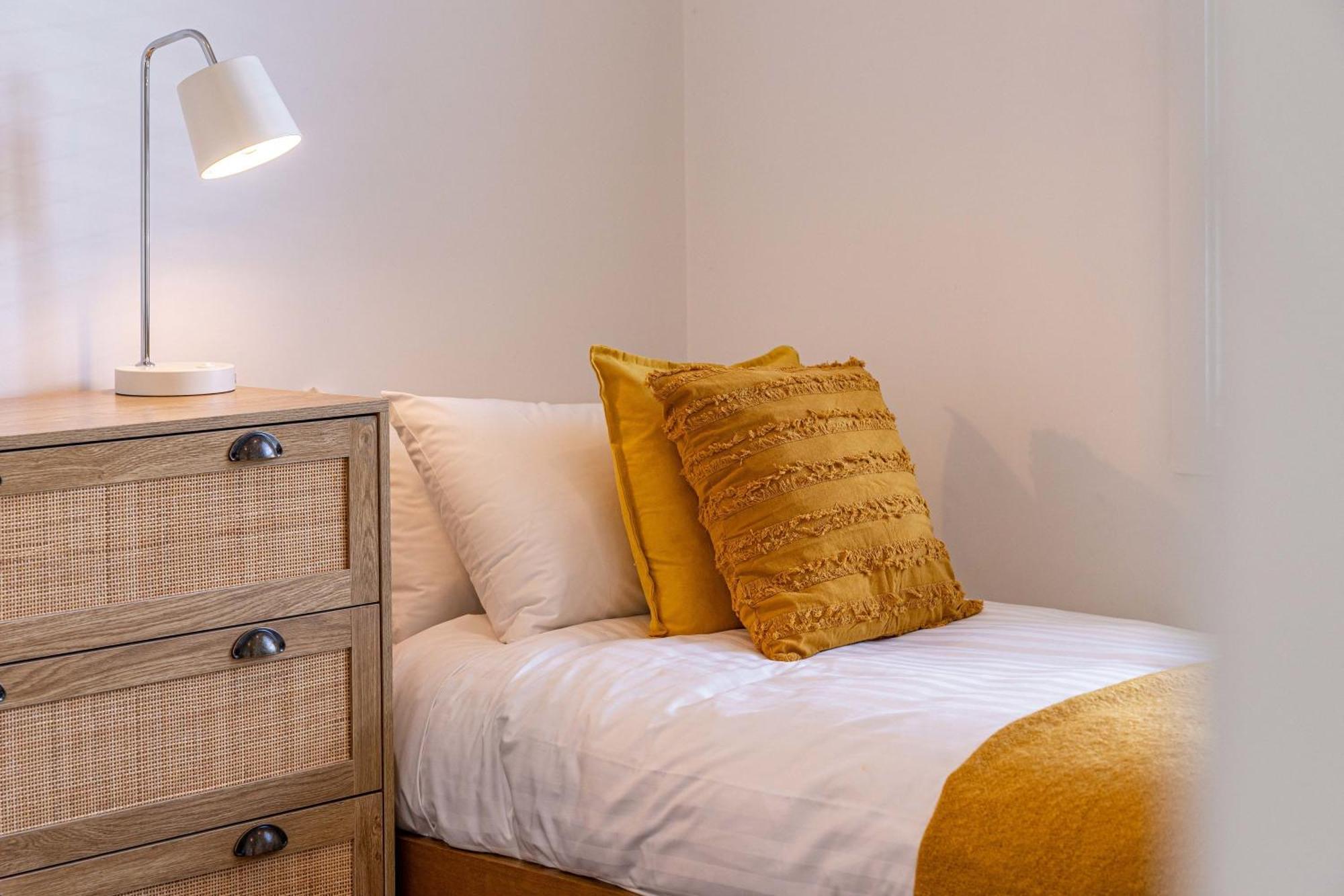 Central Luxury Apartment 114 Wanaka Ngoại thất bức ảnh